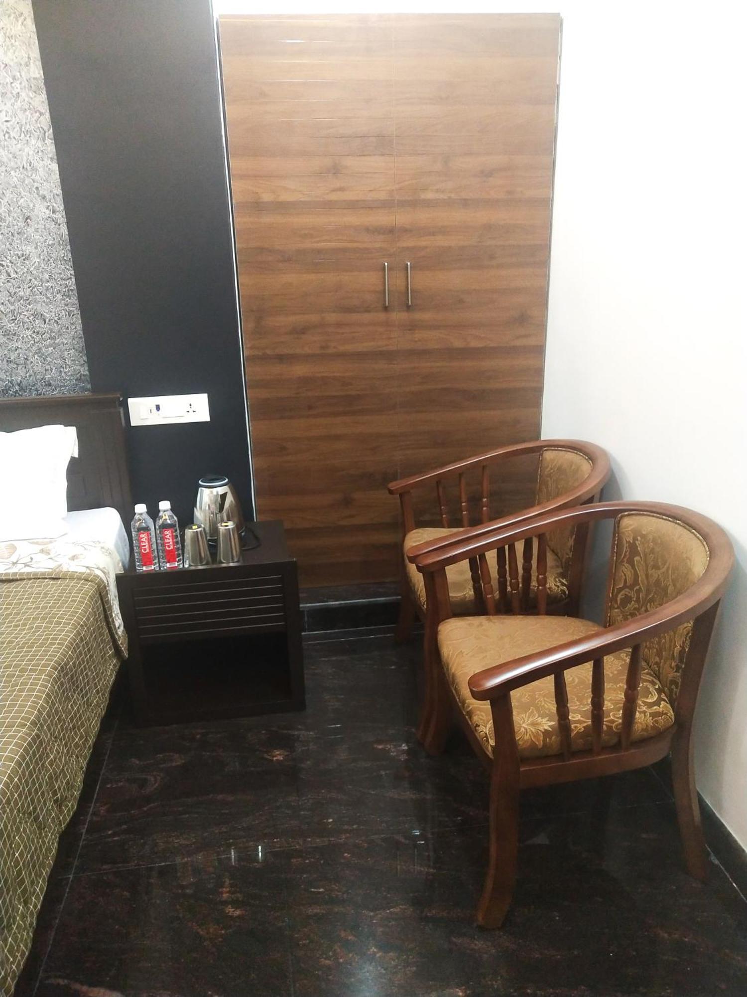 Jp Residency Hotel Jelagiri Kültér fotó